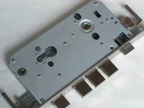 昂昂溪24小时上门开锁公司