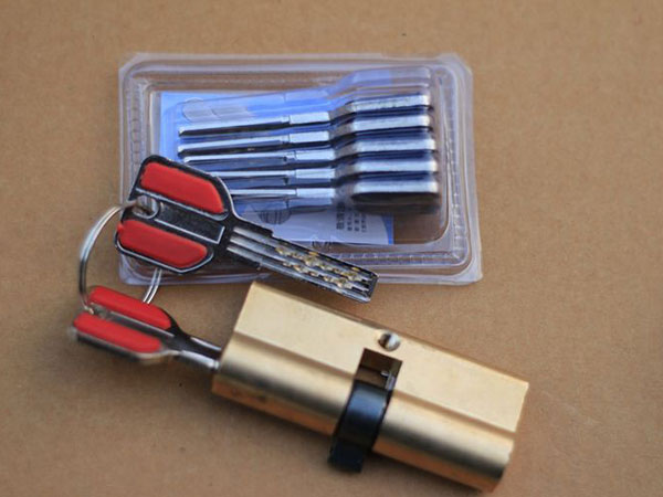 昂昂溪24小时上门开锁公司